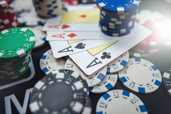 Tabel pembayaran Auto Roulette menunjukkan odds untuk setiap jenis taruhan